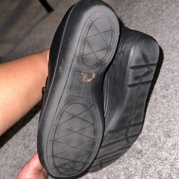Flex step shoes - Picture 4 of 4